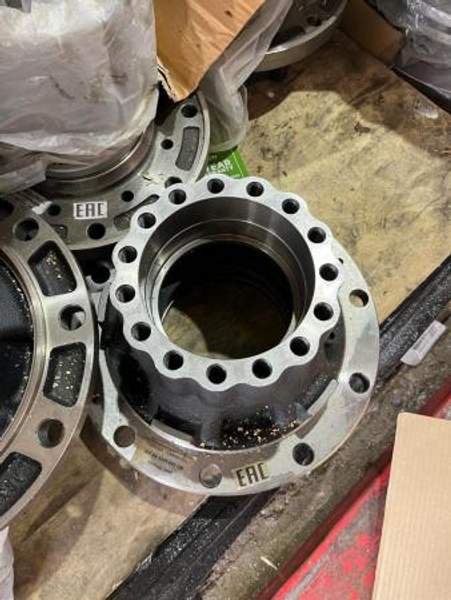 Ступица Волжанин, НЕФАЗ, ЛиАЗ задняя 007.84-3340-003 512870 RABA 209.47; RABA 209.17; RÁBA 209.00 Ступица RABA 209 НефАЗ 5299-11-31 задняя 007.84-3340-003 512870