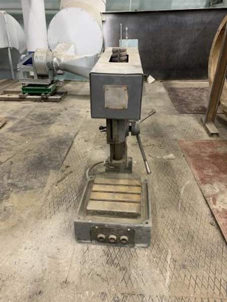 Сверлильный станок 2м112(настольный)