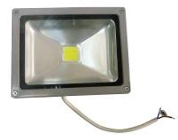 Светодиодный прожектор 20 ватт 12/24 DC в уличном корпусе