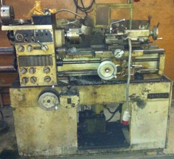 Токарный станок 16м05а