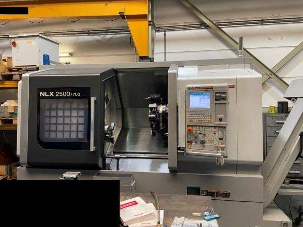 Токарно-фрезерный центр DMG MORI SEIKI NLX 2500 Y/700