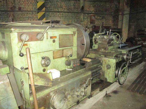 Токарно-винторезный 1А64