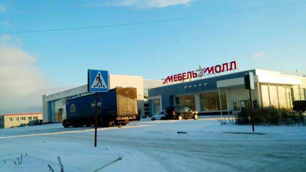 Торговые площади в тц мебельмолл и тц ленинский на вые. по 350 р.кв.м.