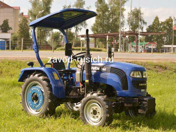 Трактор Lovol TE-244 с реверсом дизель 24 л.с, 4х4, 3 цилиндра, КПП 8+8 с блокировкой дифференциала, ГУР, 1 гидровыход, 2 гидронасоса, двухдисковое сцепление