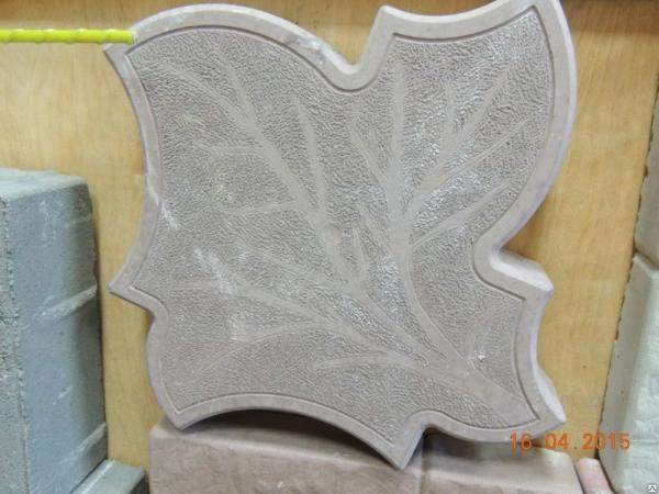 Тротуарная плитка 245х245х45 кленовый лист коричневый