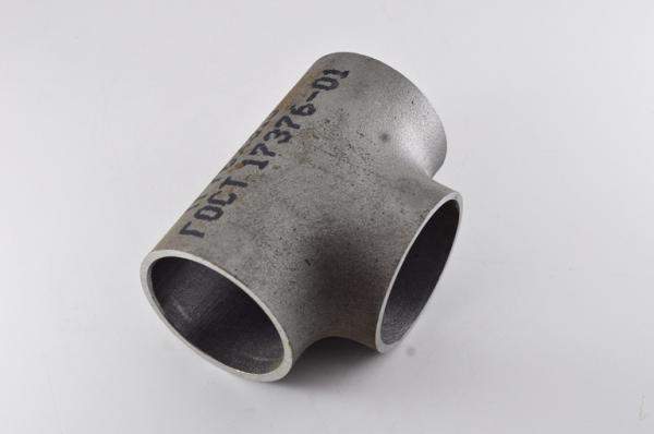 Тройник стальной Ду168*6,0 сталь 20