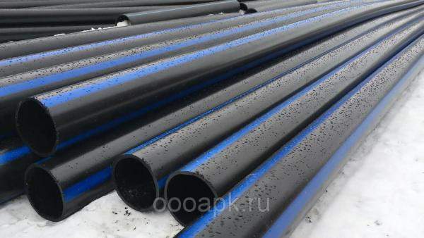 Труба ПНД 225х13,4 мм техническая (с полосой)