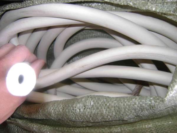 Трубка вакуумная размер 12х8 мм ТУ 38105881-85