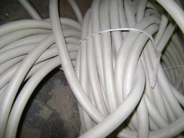 Трубка вакуумная размер 18х18 мм ТУ 38105881-85