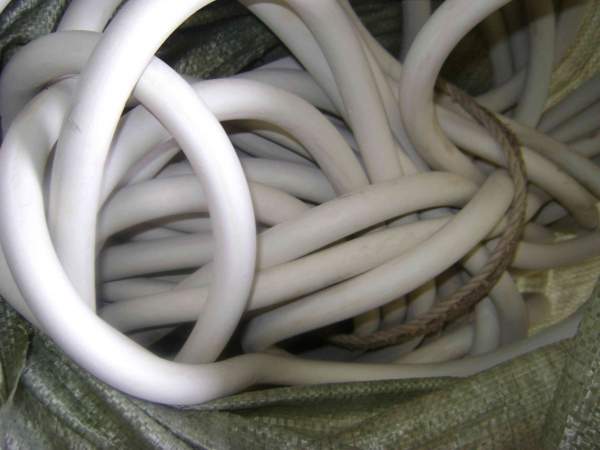 Трубка вакуумная размер 4х3 мм ТУ 38105881-85