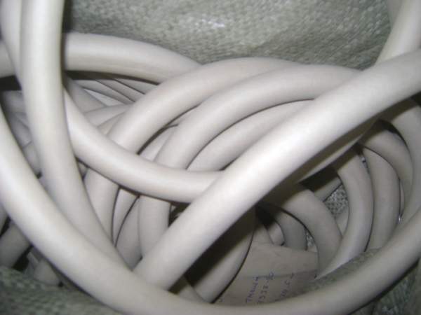 Трубка вакуумная размер 8х6 мм ТУ 38105881-85