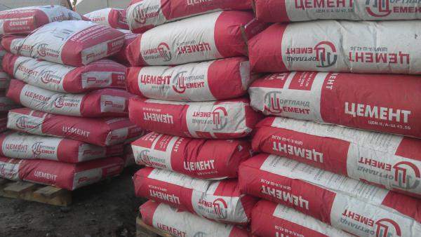 Цемент в мешках