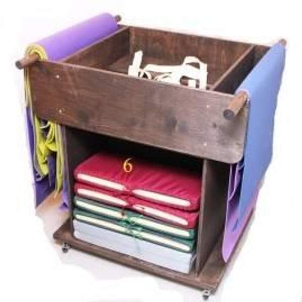 Тумба для хранения инвентаря для йоги