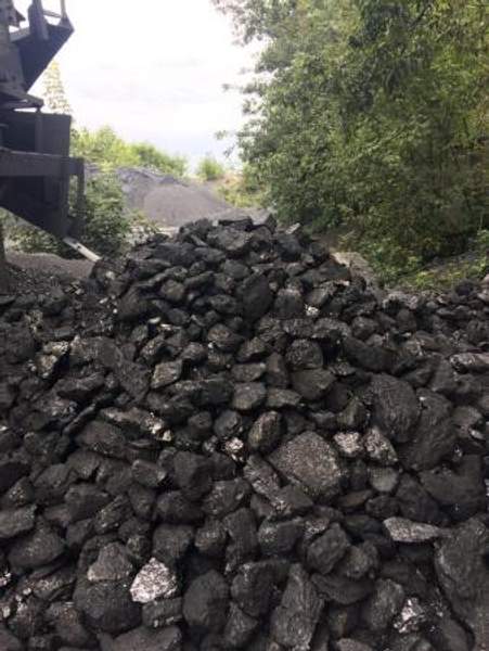 Уголь марки АК («антрацит-кулак»), фракция 70-200 мм.