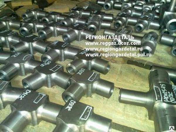 Угольник 1-40-25-09Г2С ГОСТ 22820