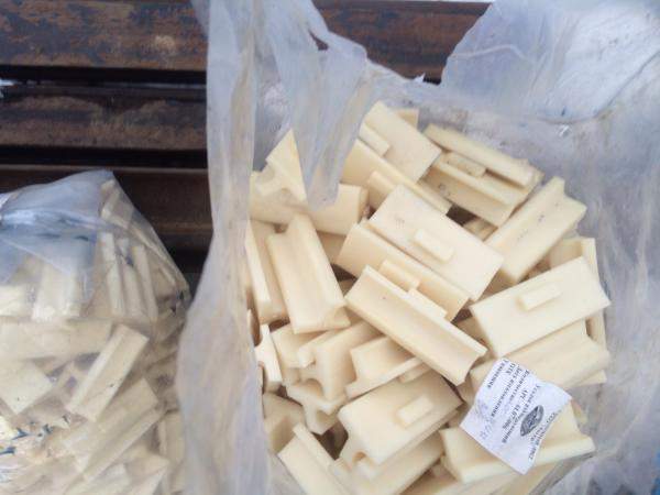 Уголок АРС-4