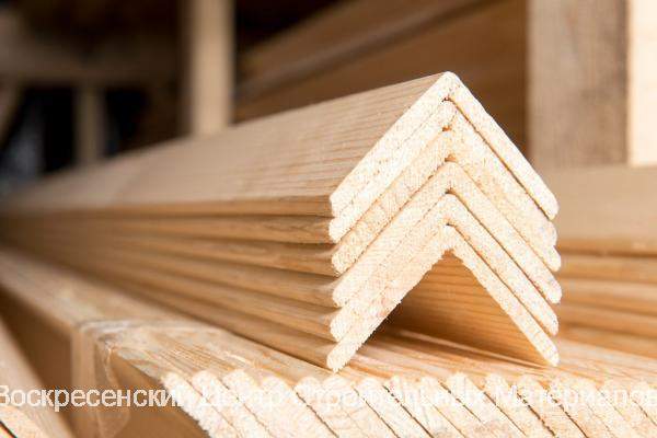 Уголок деревянный наружный 40*40*3м Гладкий (стык)