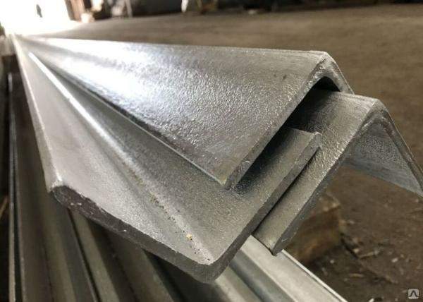 Уголок оцинкованный 32х32х4 6 м ГОСТ 9.307-89