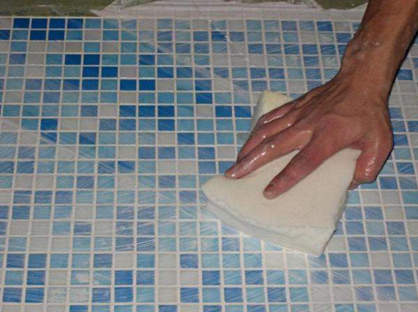 Укладка мозаичной плитки