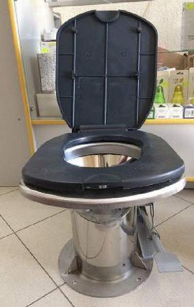 Унитаз для дачи российского производства из нержавеющей стали