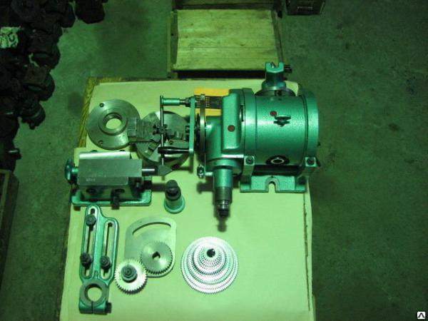 Универсальная делительная головка УДГ Д-400