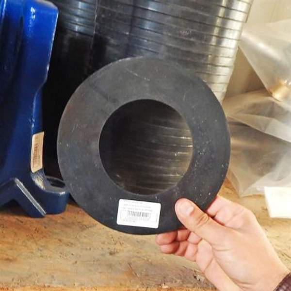 Уплотнение на смесительный бункер растворонасоса СО 241 d95мм