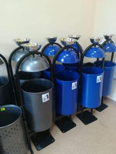 Урны для мусора Рубин 20л с пепельницей 1004х270х325 мм, цвет на выбор