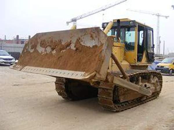 Услуги бульдозера. Выполняем планировку.