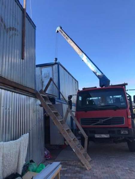 Услуги манипулятора 1, 3, 5, 10 тонн : Заказ манипулятора в Красногорск, Нахабино, Химки. Низкорамный трал. АвтоКран.