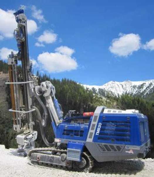 Установка для бурения пневмоударником RTD20