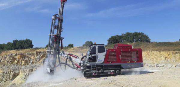 Установка для бурения пневмоударником RTD28