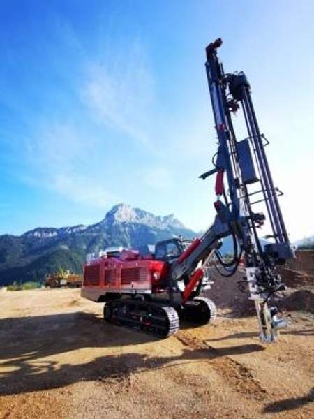 Установка для бурения пневмоударником RTD32