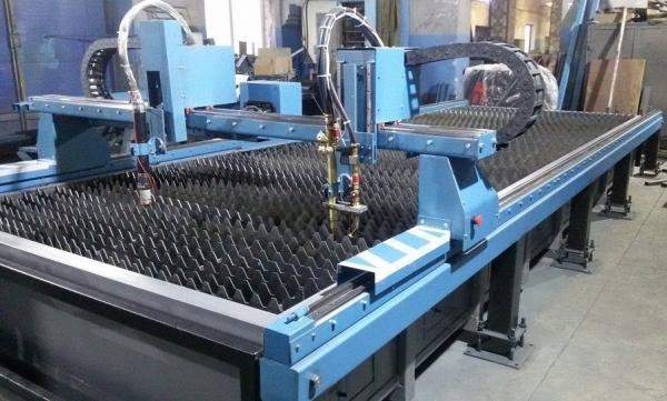 Установки лазерной резки с ЧПУ.