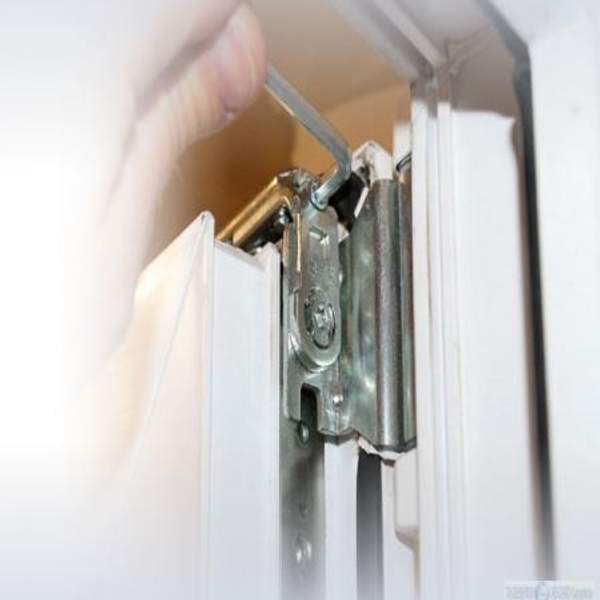 Устранение продуваний балконной двери