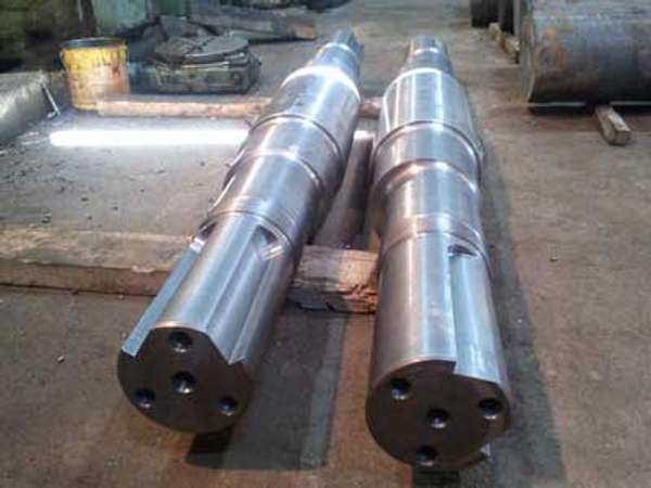 Вал эксцентриковый СМД-108А, № 10490002001-01