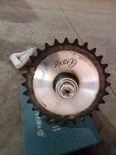 Вал-шестерня XCMG GR215 Liugong CLG 418 SEM 919 921