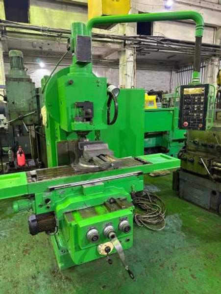 Вертикальный фрезерный станок Heckert FSS-315 V2