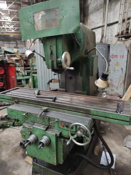 Вертикально фр-ный станок 6р13