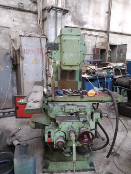 Вертикально фрезерный станок 6р11