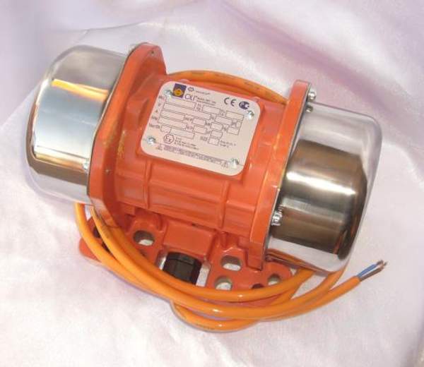 Вибратор бетононасоса