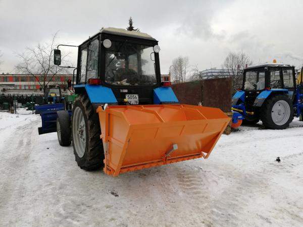 Вибрационный навесной пескоразбрасыватель ПВ 1000 с самозагрузкой
