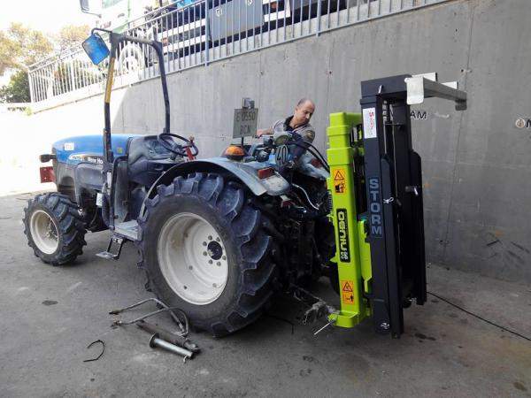 Вилочный погрузчик на трактор NIUBO STORM