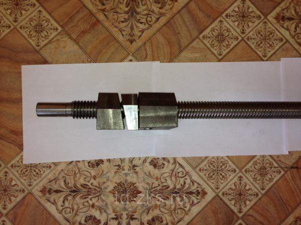Винт поперечной подачи с гайкой 1М64 (L-1560мм ф 36 производство Рязань.)