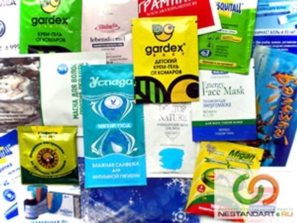 Влажные салфетки с логотипом и иной фирменной символикой