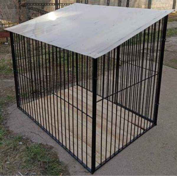 Вольер из прутьев для животных