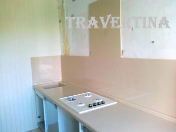 Встраемая раковина в кухонном гарнитуре