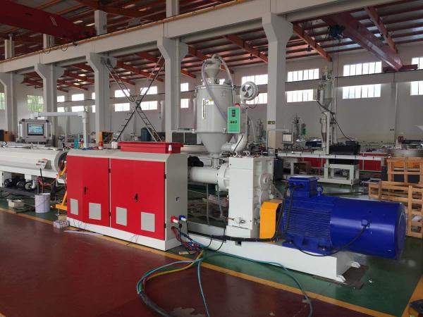 Высокоскоростная машина для трехслойных ПЭ труб