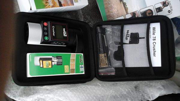 Wile 78 - влагомер с размолом зерна семян масличных бобовых многолетних трав