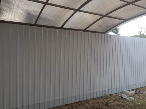 Забор металлический