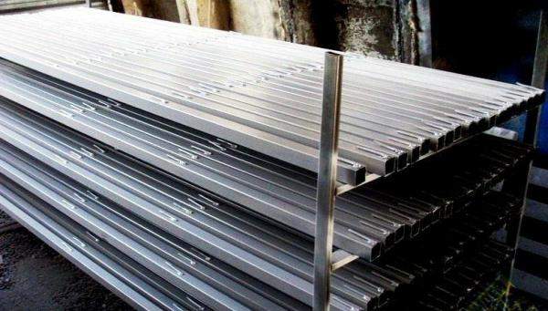 Заборный столб